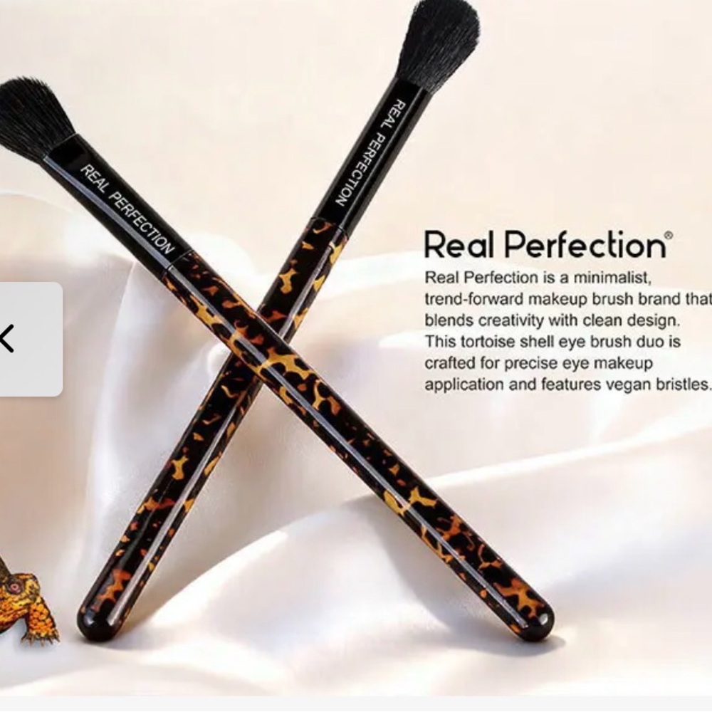 Real Perfection Crease blending and Small Eyeshadow Brush Duo - Picture 2 of 2